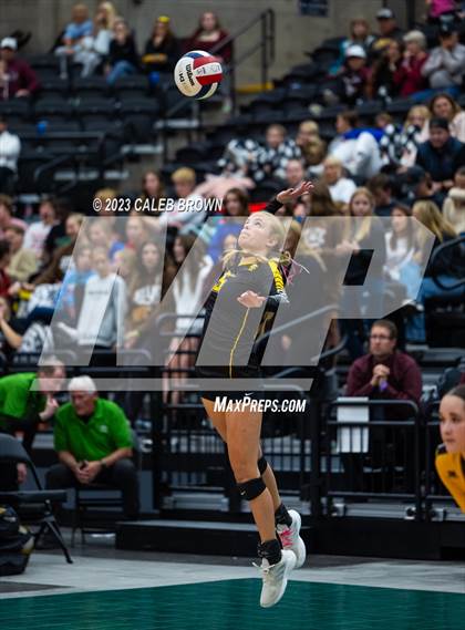 Thumbnail 2 in Morgan vs. Emery (UHSAA 3A Final) photogallery.