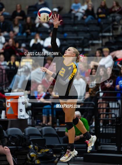 Thumbnail 1 in Morgan vs. Emery (UHSAA 3A Final) photogallery.