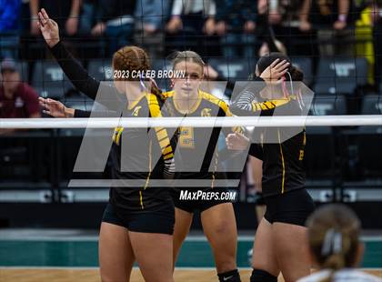 Thumbnail 3 in Morgan vs. Emery (UHSAA 3A Final) photogallery.