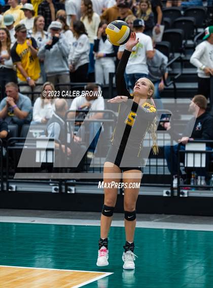 Thumbnail 3 in Morgan vs. Emery (UHSAA 3A Final) photogallery.