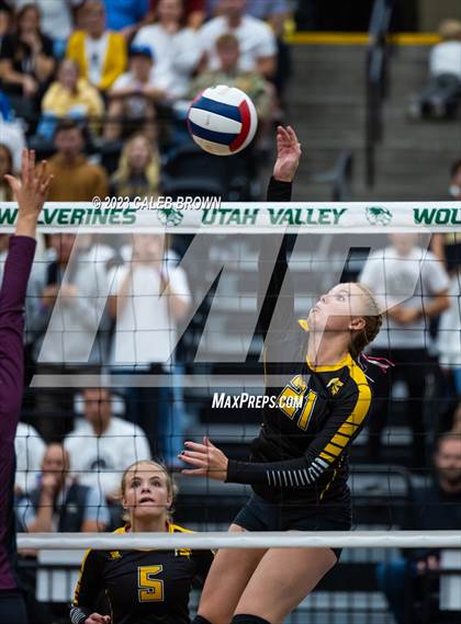Thumbnail 2 in Morgan vs. Emery (UHSAA 3A Final) photogallery.