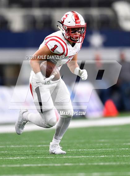 Thumbnail 3 in Tenaha vs. Muenster (UIL 2A Division 2 Final)  photogallery.