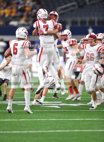 Thumbnail 1 in Tenaha vs. Muenster (UIL 2A Division 2 Final)  photogallery.