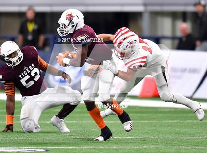 Thumbnail 2 in Tenaha vs. Muenster (UIL 2A Division 2 Final)  photogallery.
