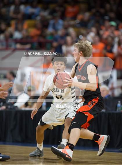 Thumbnail 3 in Lewis-Palmer vs. Pueblo South (CHSAA 4A Semifinal) photogallery.
