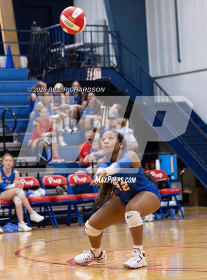Thumbnail 1 in JV: Christ Covenant @ Jackson Prep photogallery.