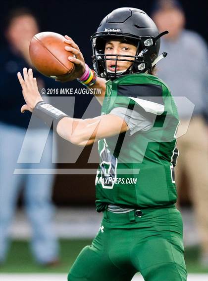 Thumbnail 1 in Lake Ridge vs. Highland Park (UIL 5A DI Reg Semi-Final) photogallery.