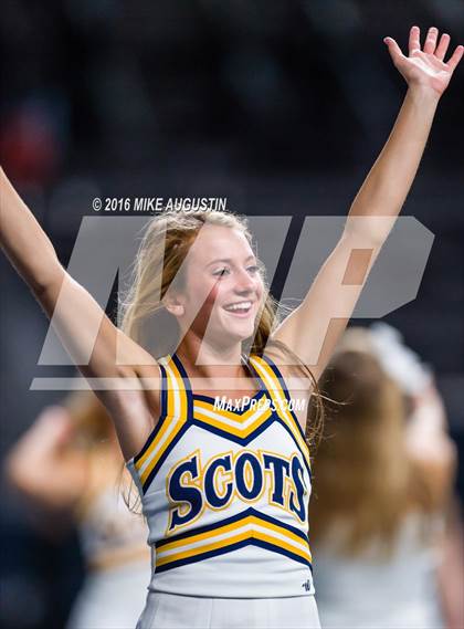 Thumbnail 1 in Lake Ridge vs. Highland Park (UIL 5A DI Reg Semi-Final) photogallery.