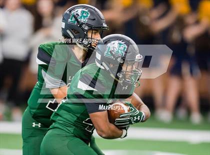 Thumbnail 3 in Lake Ridge vs. Highland Park (UIL 5A DI Reg Semi-Final) photogallery.