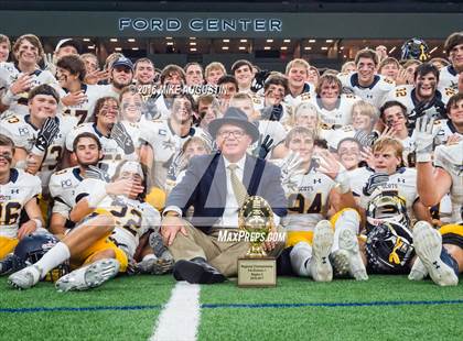 Thumbnail 2 in Lake Ridge vs. Highland Park (UIL 5A DI Reg Semi-Final) photogallery.