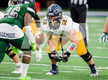 Thumbnail 3 in Lake Ridge vs. Highland Park (UIL 5A DI Reg Semi-Final) photogallery.