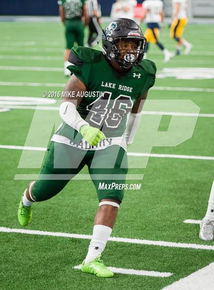 Thumbnail 3 in Lake Ridge vs. Highland Park (UIL 5A DI Reg Semi-Final) photogallery.