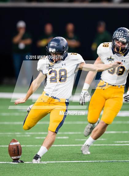 Thumbnail 3 in Lake Ridge vs. Highland Park (UIL 5A DI Reg Semi-Final) photogallery.
