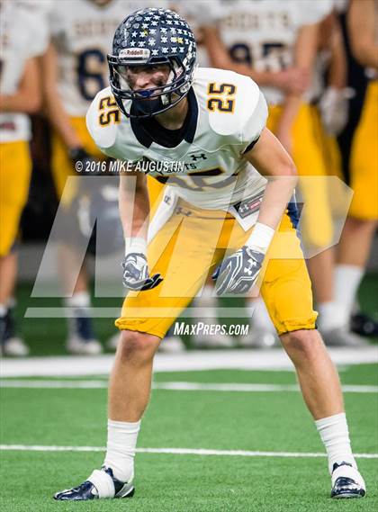 Thumbnail 2 in Lake Ridge vs. Highland Park (UIL 5A DI Reg Semi-Final) photogallery.