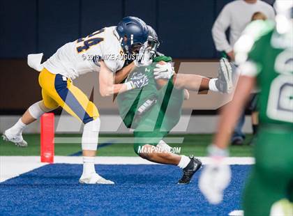 Thumbnail 1 in Lake Ridge vs. Highland Park (UIL 5A DI Reg Semi-Final) photogallery.