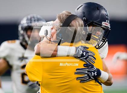 Thumbnail 2 in Lake Ridge vs. Highland Park (UIL 5A DI Reg Semi-Final) photogallery.