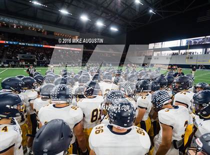 Thumbnail 1 in Lake Ridge vs. Highland Park (UIL 5A DI Reg Semi-Final) photogallery.