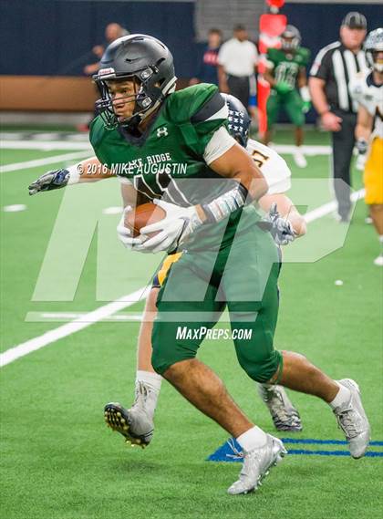 Thumbnail 1 in Lake Ridge vs. Highland Park (UIL 5A DI Reg Semi-Final) photogallery.