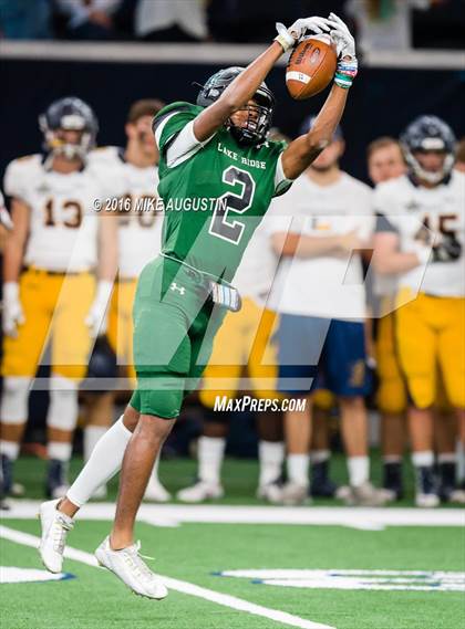Thumbnail 2 in Lake Ridge vs. Highland Park (UIL 5A DI Reg Semi-Final) photogallery.