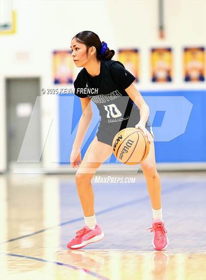 Thumbnail 2 in Fountain Hills vs Phoenix Country (PCDS Desert Classic) photogallery.