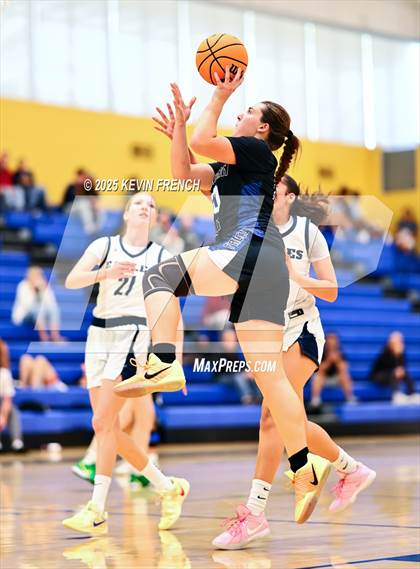 Thumbnail 2 in Fountain Hills vs Phoenix Country (PCDS Desert Classic) photogallery.