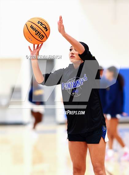 Thumbnail 1 in Fountain Hills vs Phoenix Country (PCDS Desert Classic) photogallery.