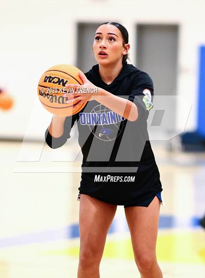 Thumbnail 1 in Fountain Hills vs Phoenix Country (PCDS Desert Classic) photogallery.