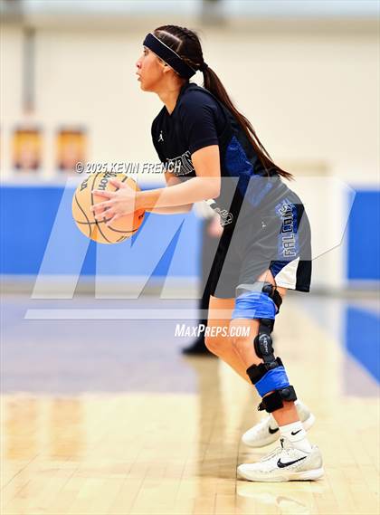 Thumbnail 2 in Fountain Hills vs Phoenix Country (PCDS Desert Classic) photogallery.