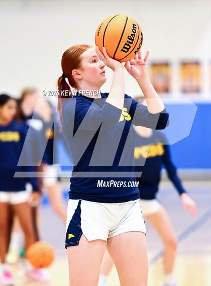 Thumbnail 3 in Fountain Hills vs Phoenix Country (PCDS Desert Classic) photogallery.