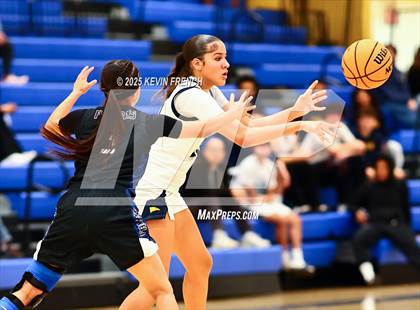 Thumbnail 2 in Fountain Hills vs Phoenix Country (PCDS Desert Classic) photogallery.