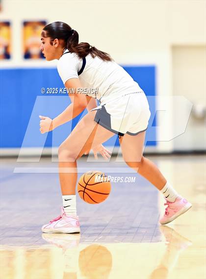 Thumbnail 2 in Fountain Hills vs Phoenix Country (PCDS Desert Classic) photogallery.