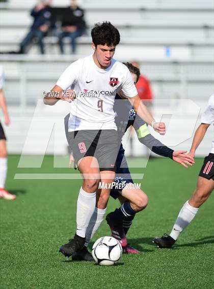 Thumbnail 2 in Fitch (Groton) vs. Wethersfield (CIAC Class L Final) photogallery.