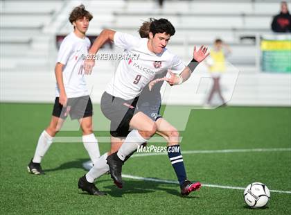 Thumbnail 2 in Fitch (Groton) vs. Wethersfield (CIAC Class L Final) photogallery.