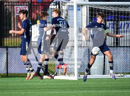 Thumbnail 2 in Fitch (Groton) vs. Wethersfield (CIAC Class L Final) photogallery.