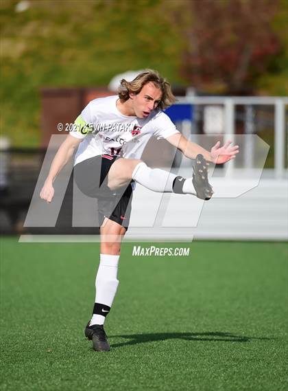Thumbnail 3 in Fitch (Groton) vs. Wethersfield (CIAC Class L Final) photogallery.