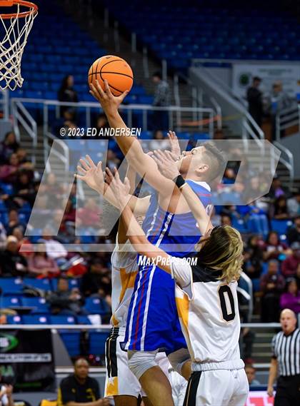 Thumbnail 3 in Mineral County vs. GV Christian (NIAA 1A State Championship) photogallery.