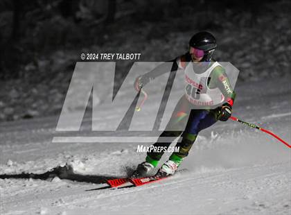 Thumbnail 3 in MCPSAC Hunt Hollow Giant Slalom photogallery.