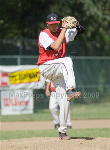Thumbnail 3 in San Juan vs Capital Christian (CIF SJS D6 Final) photogallery.