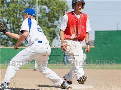 Thumbnail 3 in San Juan vs Capital Christian (CIF SJS D6 Final) photogallery.