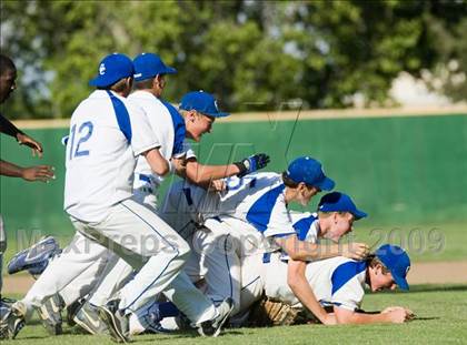 Thumbnail 2 in San Juan vs Capital Christian (CIF SJS D6 Final) photogallery.