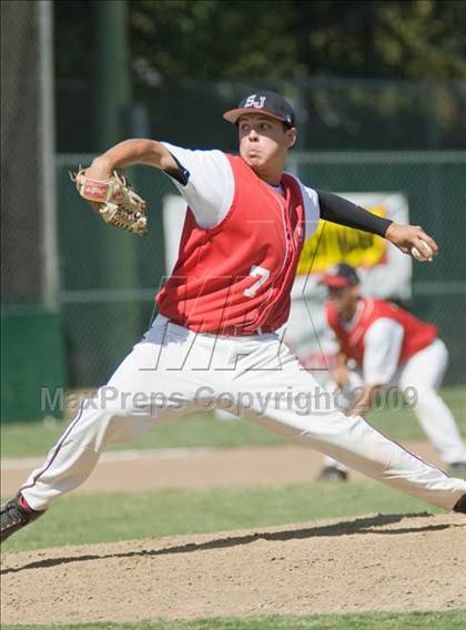 Thumbnail 2 in San Juan vs Capital Christian (CIF SJS D6 Final) photogallery.