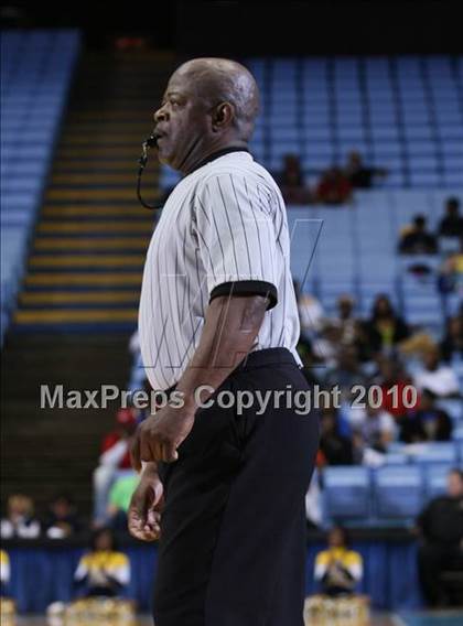 Thumbnail 2 in Goldsboro vs. Monroe (NCHSAA Class 1A Final) photogallery.