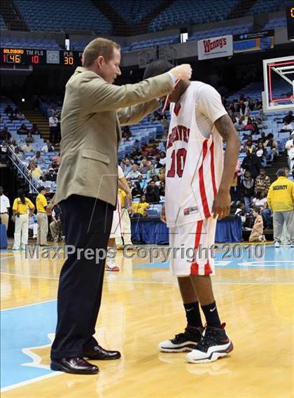 Thumbnail 2 in Goldsboro vs. Monroe (NCHSAA Class 1A Final) photogallery.