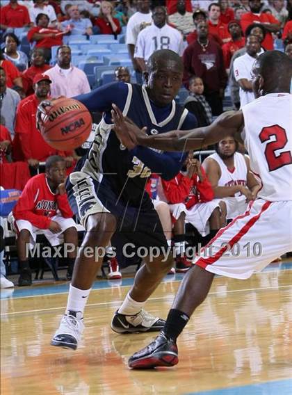 Thumbnail 3 in Goldsboro vs. Monroe (NCHSAA Class 1A Final) photogallery.