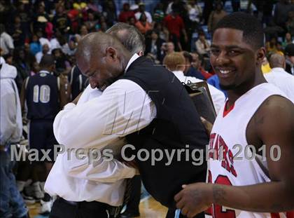 Thumbnail 2 in Goldsboro vs. Monroe (NCHSAA Class 1A Final) photogallery.