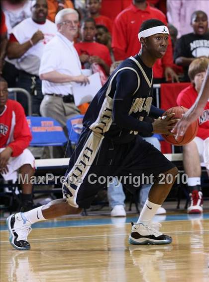 Thumbnail 1 in Goldsboro vs. Monroe (NCHSAA Class 1A Final) photogallery.