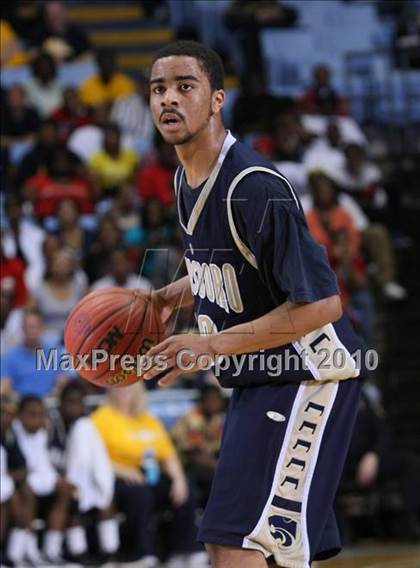 Thumbnail 3 in Goldsboro vs. Monroe (NCHSAA Class 1A Final) photogallery.