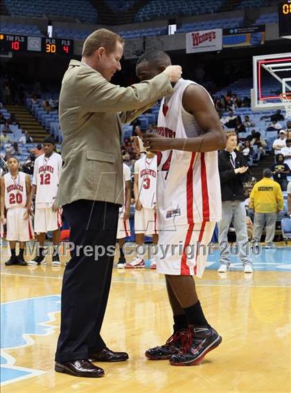 Thumbnail 2 in Goldsboro vs. Monroe (NCHSAA Class 1A Final) photogallery.