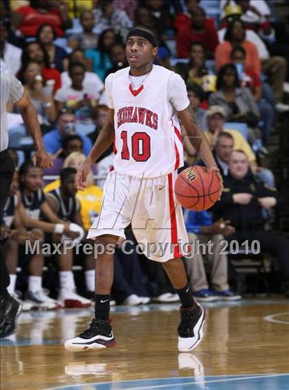 Thumbnail 3 in Goldsboro vs. Monroe (NCHSAA Class 1A Final) photogallery.