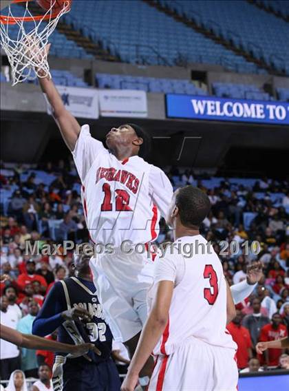 Thumbnail 2 in Goldsboro vs. Monroe (NCHSAA Class 1A Final) photogallery.